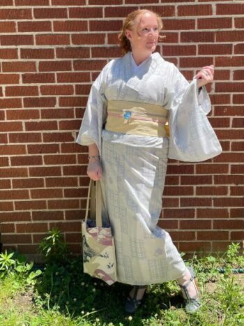 Style: Traditional: Kimono (casual)