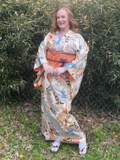 Style: Traditional: Kimono (casual)
